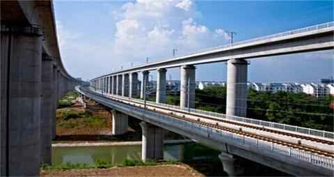 橋梁青青草精品视频